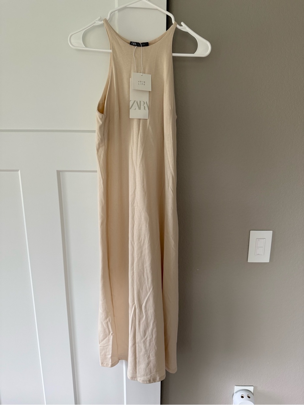 NWT ZARA Sleeveless Cream Maxi Dress